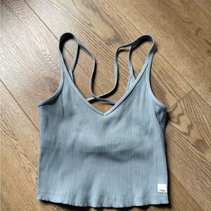 Vuori Workout Top